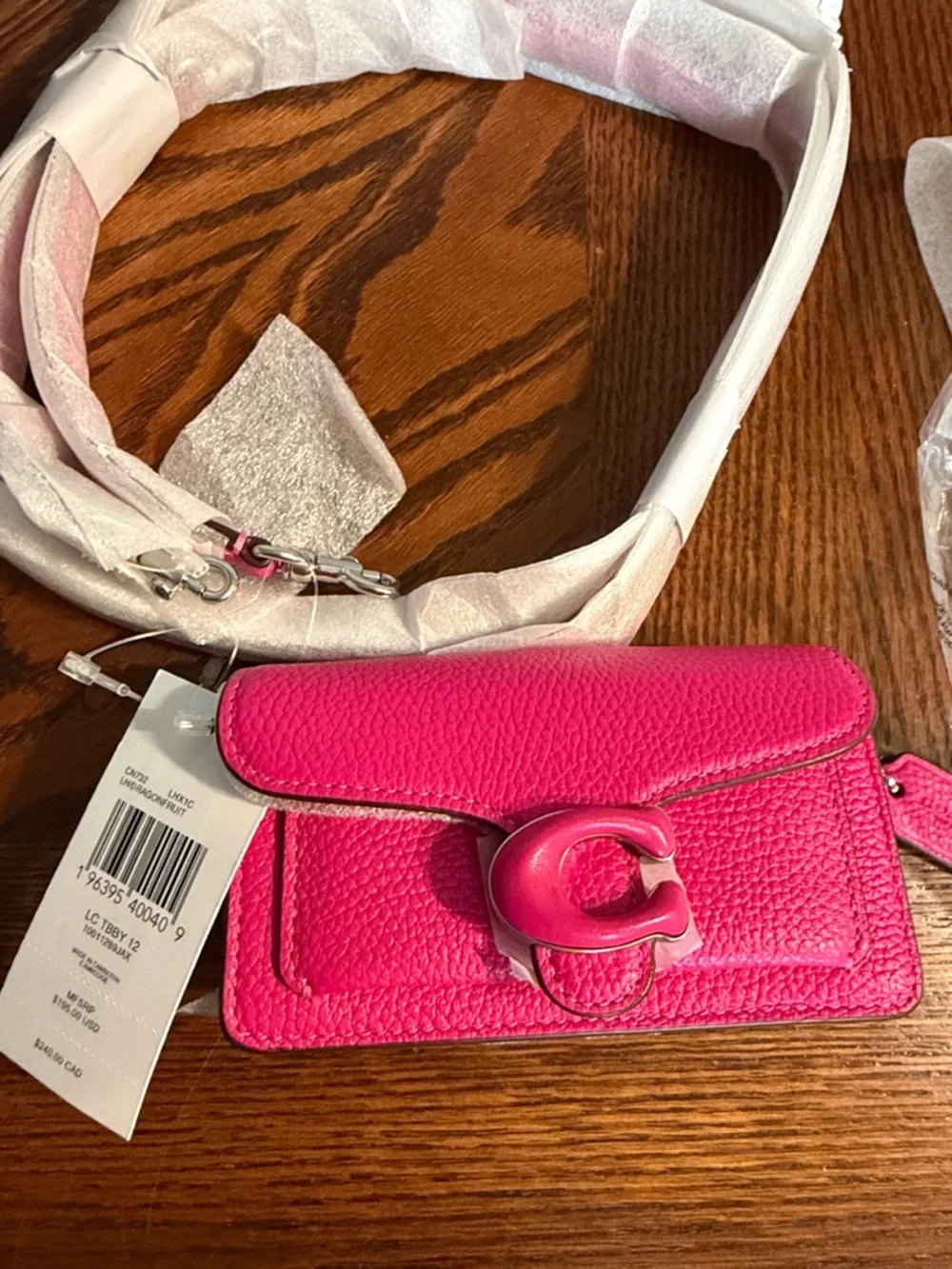Coach Fuchsia Pebbled Leather Crossbody Wallet with Strap - Picture 2 of 7